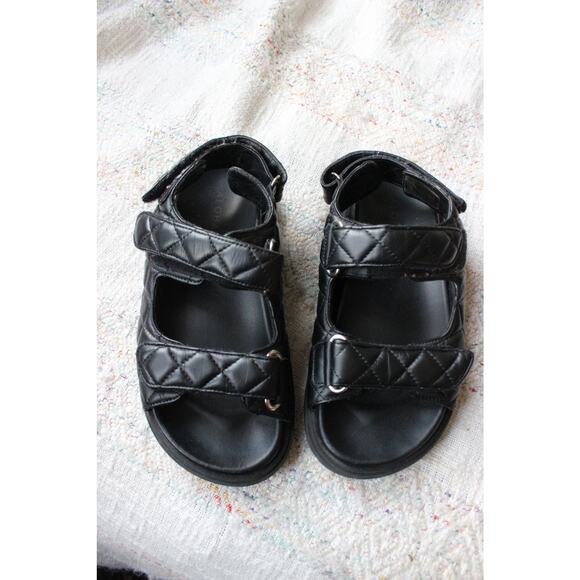 Alohas Black Quilted Hook Loop Closure Sandals Size 37 - Picture 2 of 4